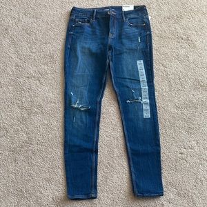 Old Navy Rockstar super skinny ripped jeans
